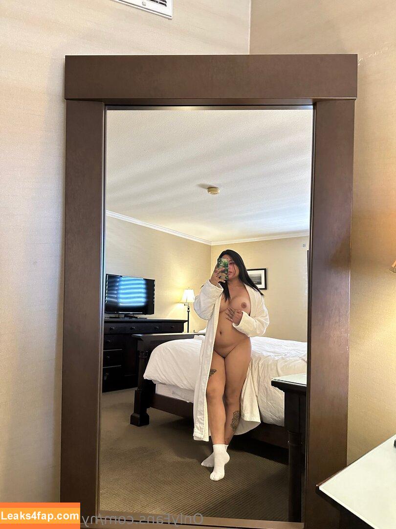 nyx.valentine / rising.nyx leaked photo photo #0013
