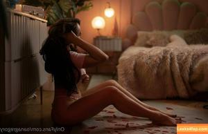 Oana Gregory photo #0022