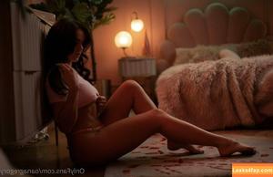 Oana Gregory photo #0025