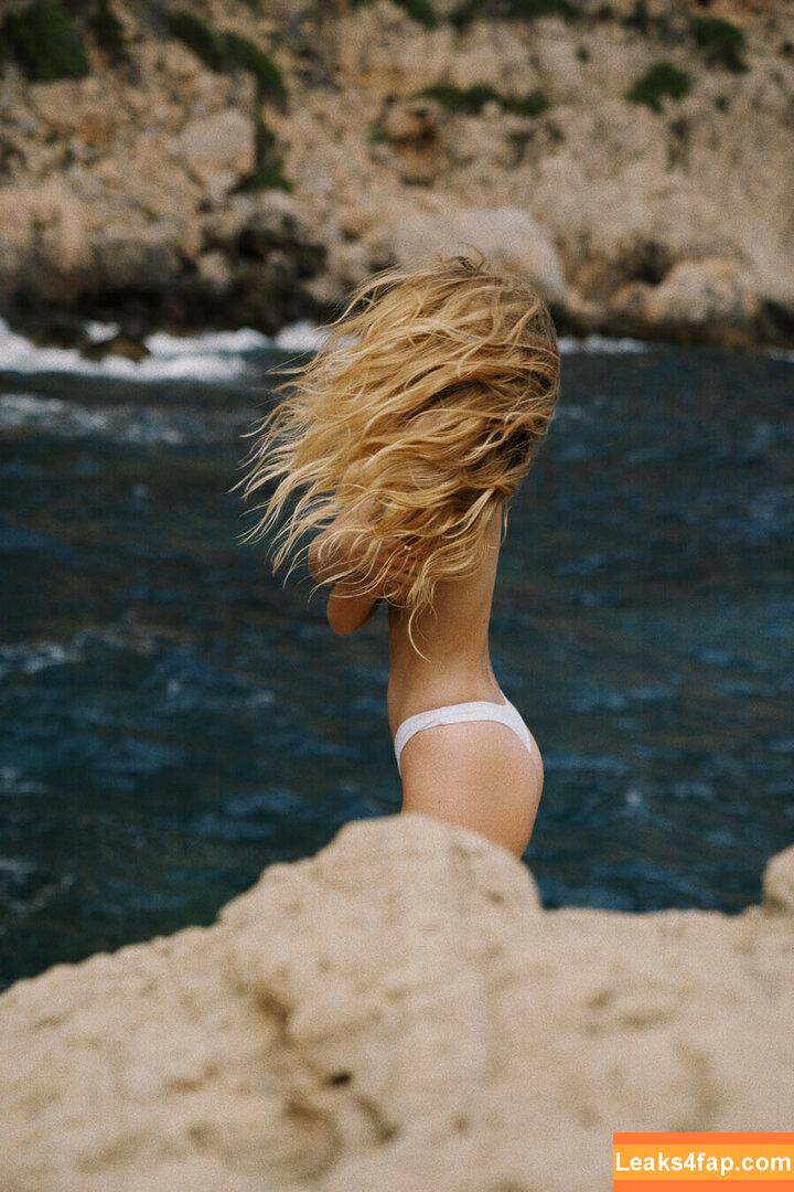 Océane Le Ny / oceane.leny / oceaneleny leaked photo photo #0020