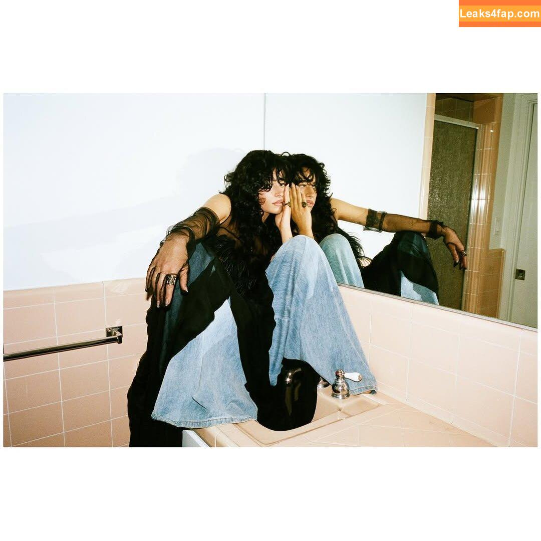 Odessa A’zion / https: / odessaazion leaked photo photo #0066