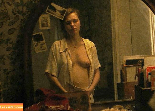 Odessa Young / ohthatsodessa leaked photo photo #0022