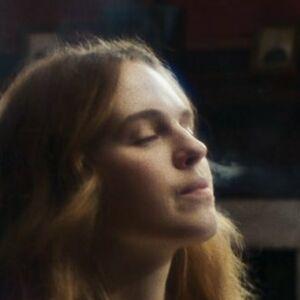Odessa Young photo #0010