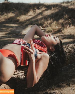 odetovenus photo #0011