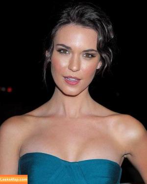 Odette Annable photo #0017