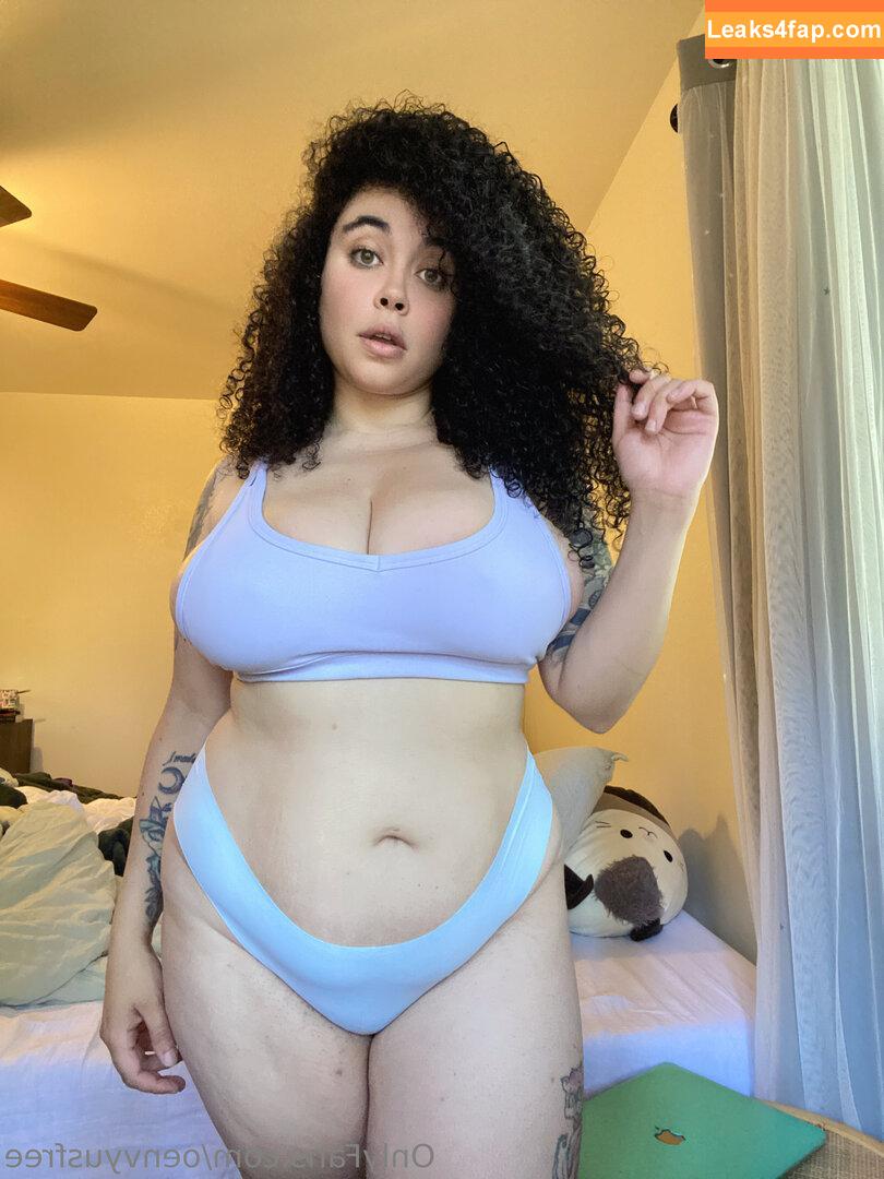 oenvyusfree / freerangefemale leaked photo photo #0035