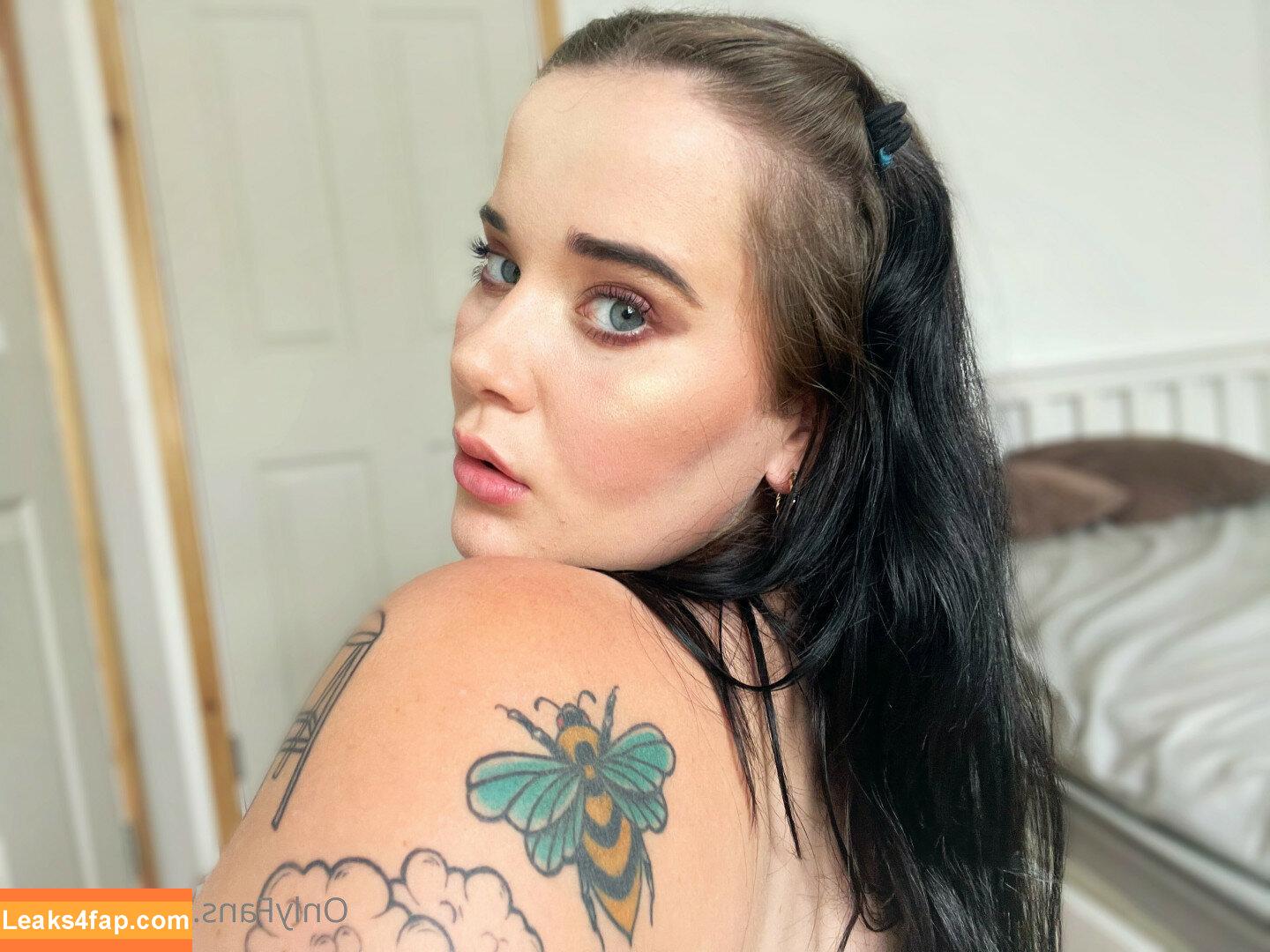 ofbillie / billieeilish leaked photo photo #0017