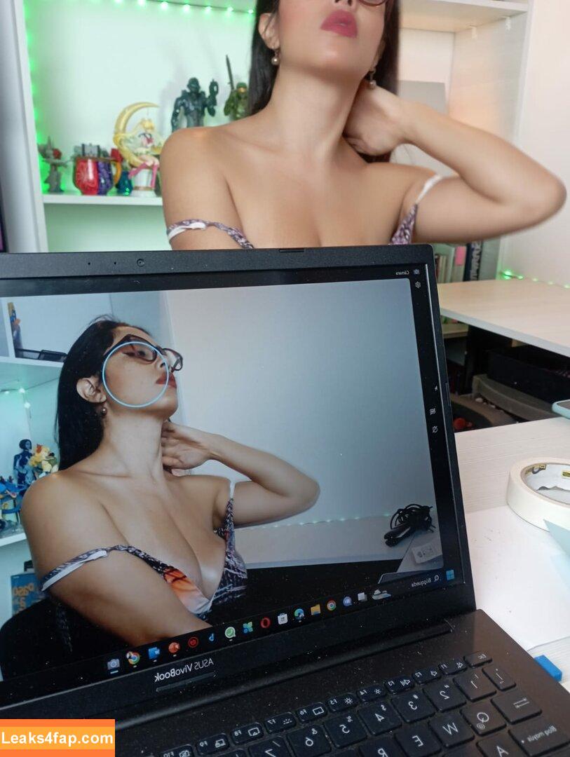Officefacil / Vivi Becerra / vivi.v / vivi_officefacil / vivib0808 leaked photo photo #0018