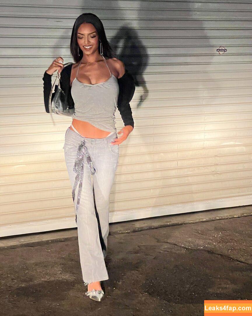 Official.Anaiis / React girl leaked photo photo #0076