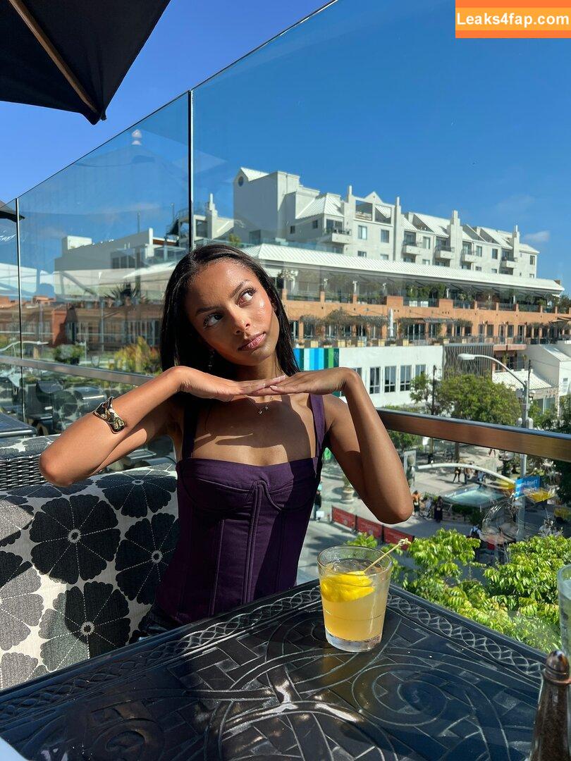 Official.Anaiis / React girl leaked photo photo #0102