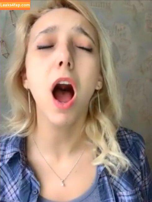 official.annangel / AnnAngel leaked photo photo #0002