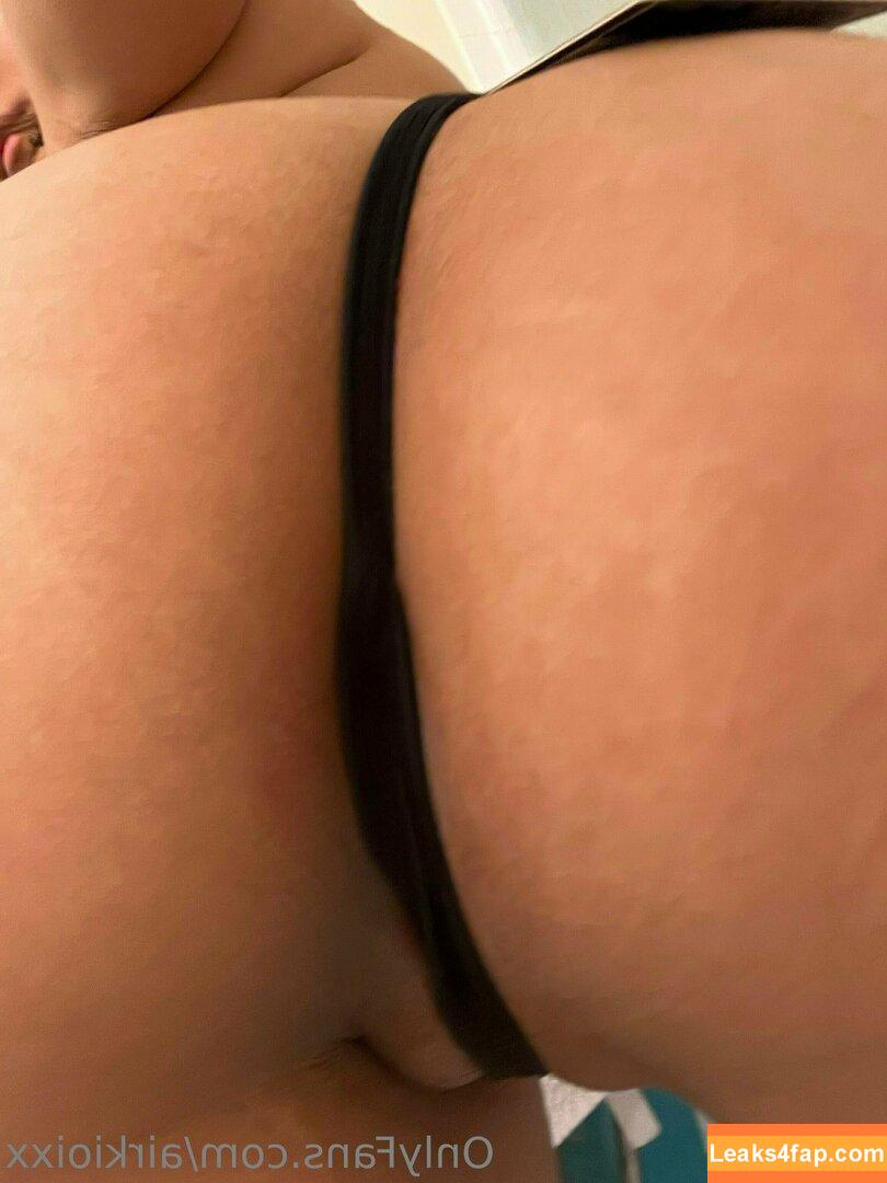 officialairlia / officialkylie leaked photo photo #0145