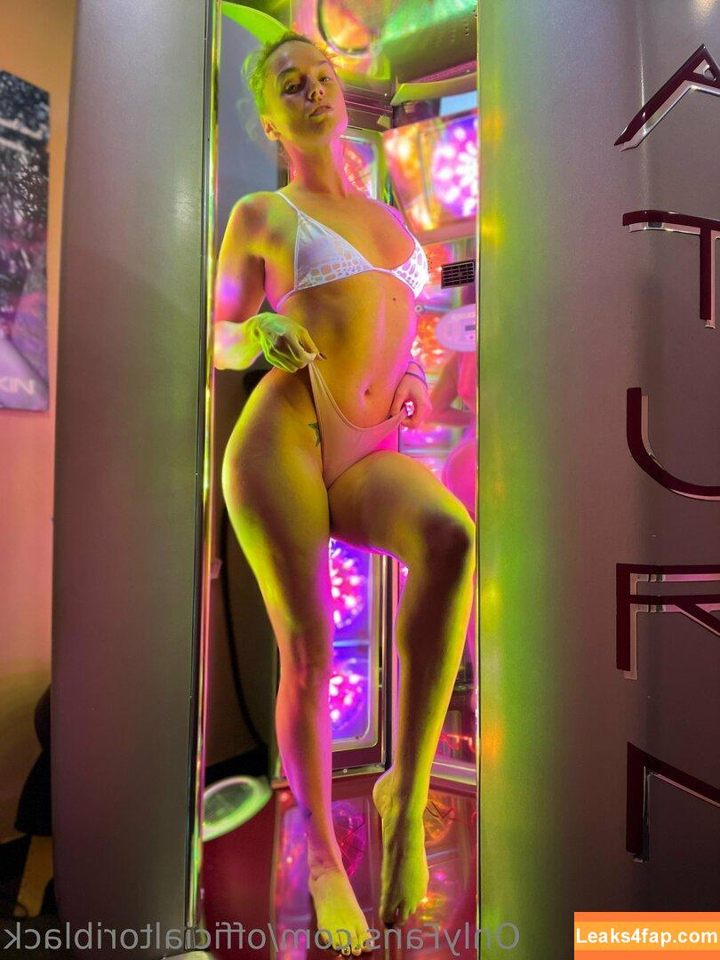 officialtoriblack / toriblackofcl leaked photo photo #0136