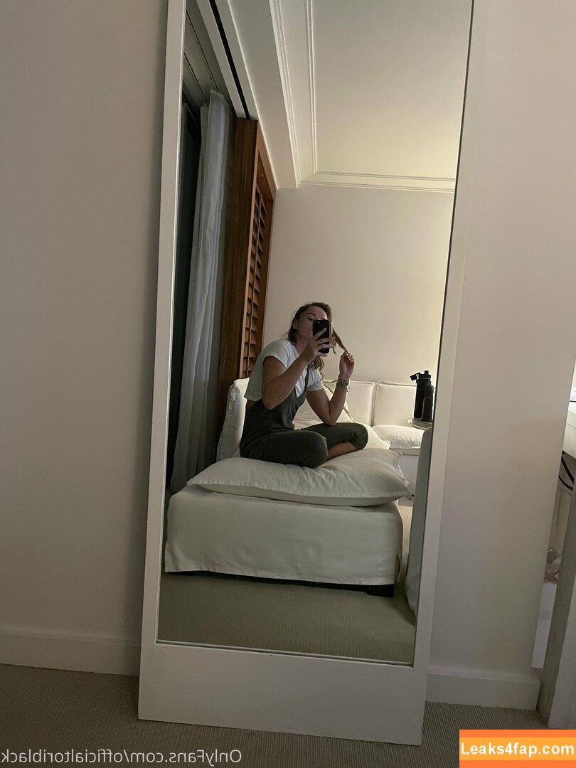 officialtoriblack / toriblackofcl leaked photo photo #0150