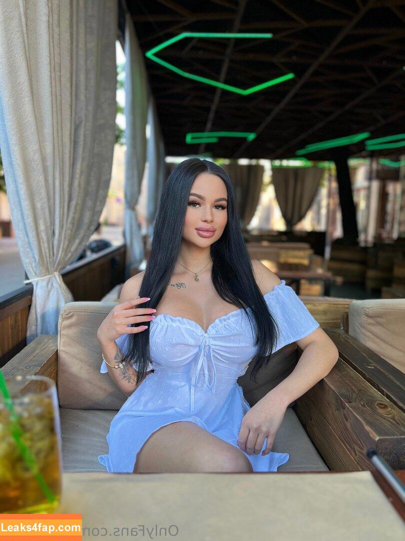 ohh_bella / Bella Cos / ohhbella__ leaked photo photo #0010