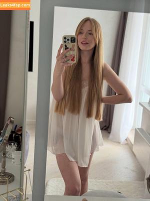 Oksana Neveselaya photo #0129