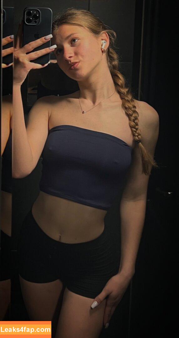 oksankabey /  leaked photo photo #0001