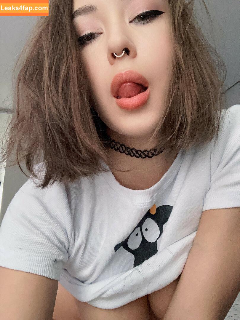 Oladushek11 / Natasha Roik leaked photo photo #0193