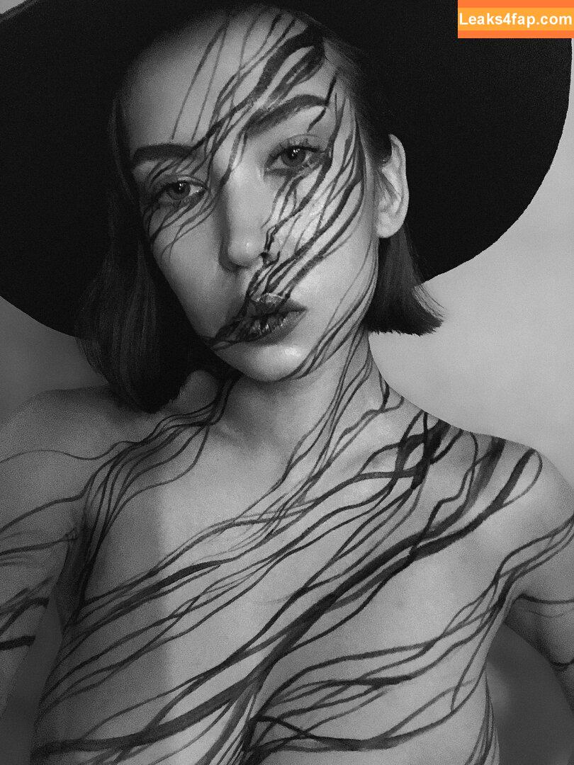 Oladushek11 / Natasha Roik leaked photo photo #0507
