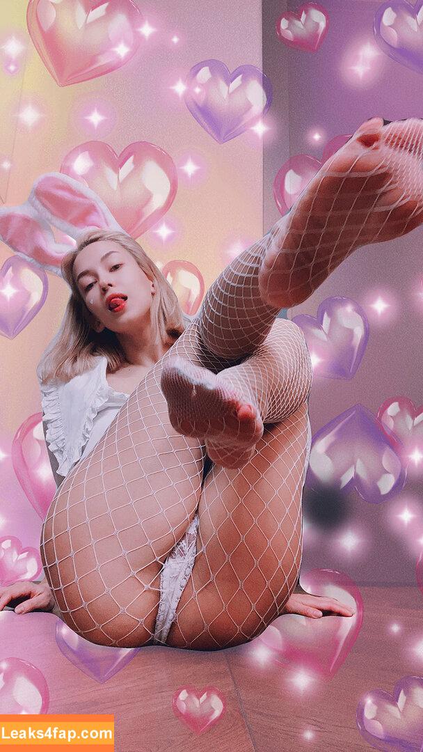 Oladushek11 / Natasha Roik leaked photo photo #0586