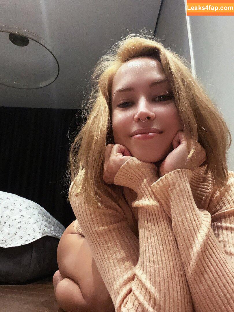 Oladushek11 / Natasha Roik leaked photo photo #0671