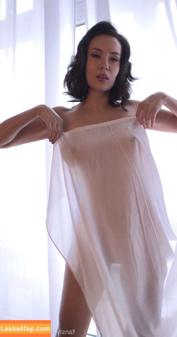 Oladushek11 / Natasha Roik leaked photo photo #1632