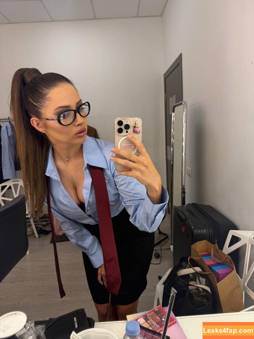 Olessya Ivanchenco / losenok95 leaked photo photo #0021