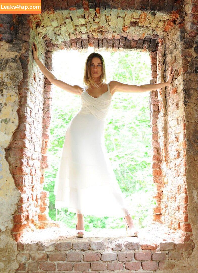 Olga Alberti / Beau M / Naomi D / olgaalberti leaked photo photo #0128