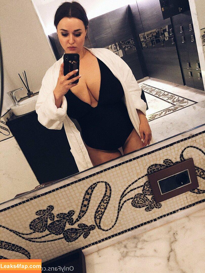 Olga Boyko / Booolga / Olgaboo / https: / olga.boo слитое фото фото #0075