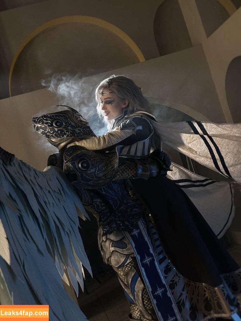 Olga Haku / Frau_Haku / hakutrans слитое фото фото #0142