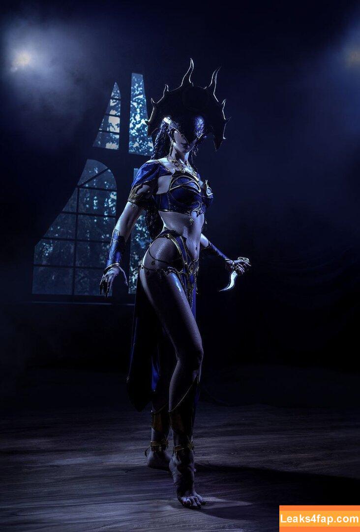 Olga Haku / Frau_Haku / hakutrans слитое фото фото #0164