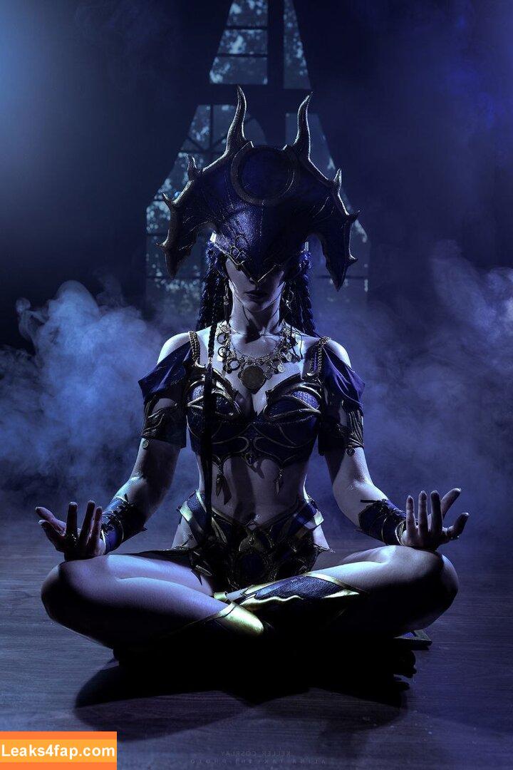 Olga Haku / Frau_Haku / hakutrans слитое фото фото #0166