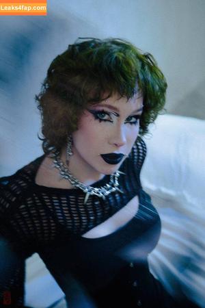 Olga Haku photo #0170