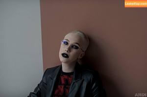 Olga Haku photo #0171