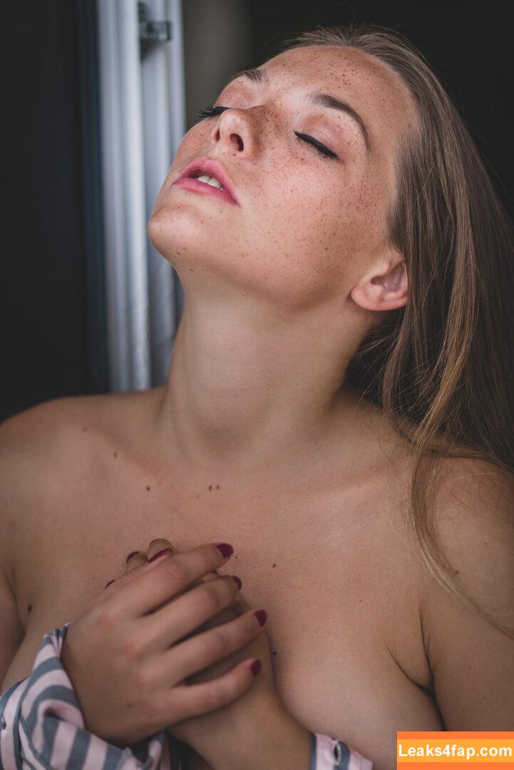 Olga Kobzar / bugs_bunny_gf / olgakobzar_model leaked photo photo #0381