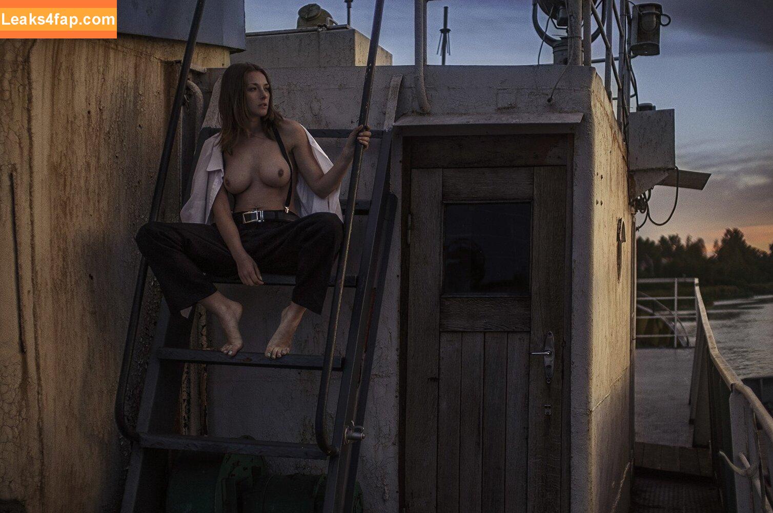 Olga Kobzar / bugs_bunny_gf leaked photo photo #0685