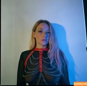 Olga Kobzar photo #0133