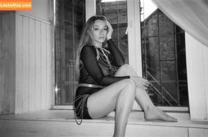 Olga Kobzar photo #0144