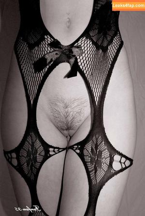 Olga Kobzar photo #0265