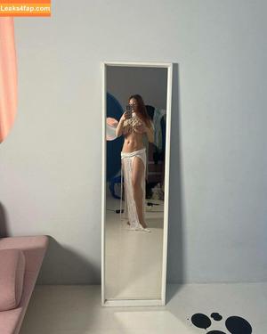 Olga Kobzar photo #0320