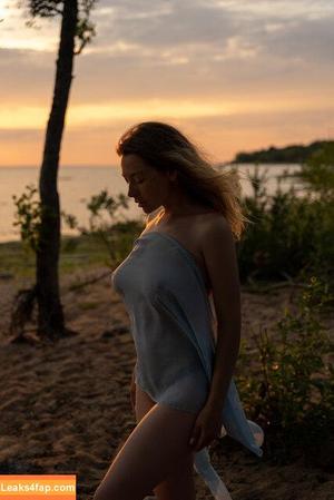 Olga Kobzar photo #0793
