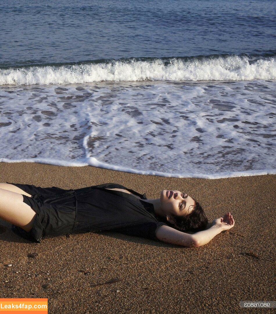 Olga Kurylenko / OlyaKurylenko / olgakurylenkoofficial leaked photo photo #0048