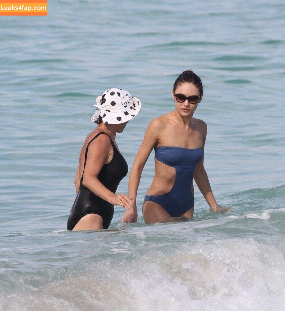 Olga Kurylenko / OlyaKurylenko / olgakurylenkoofficial leaked photo photo #0282