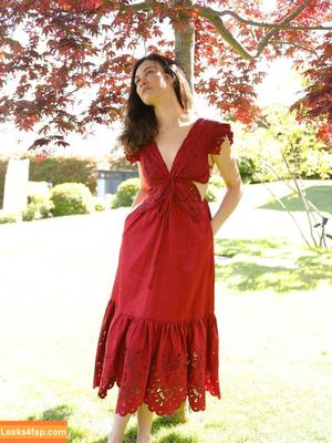 Olga Kurylenko photo #0321