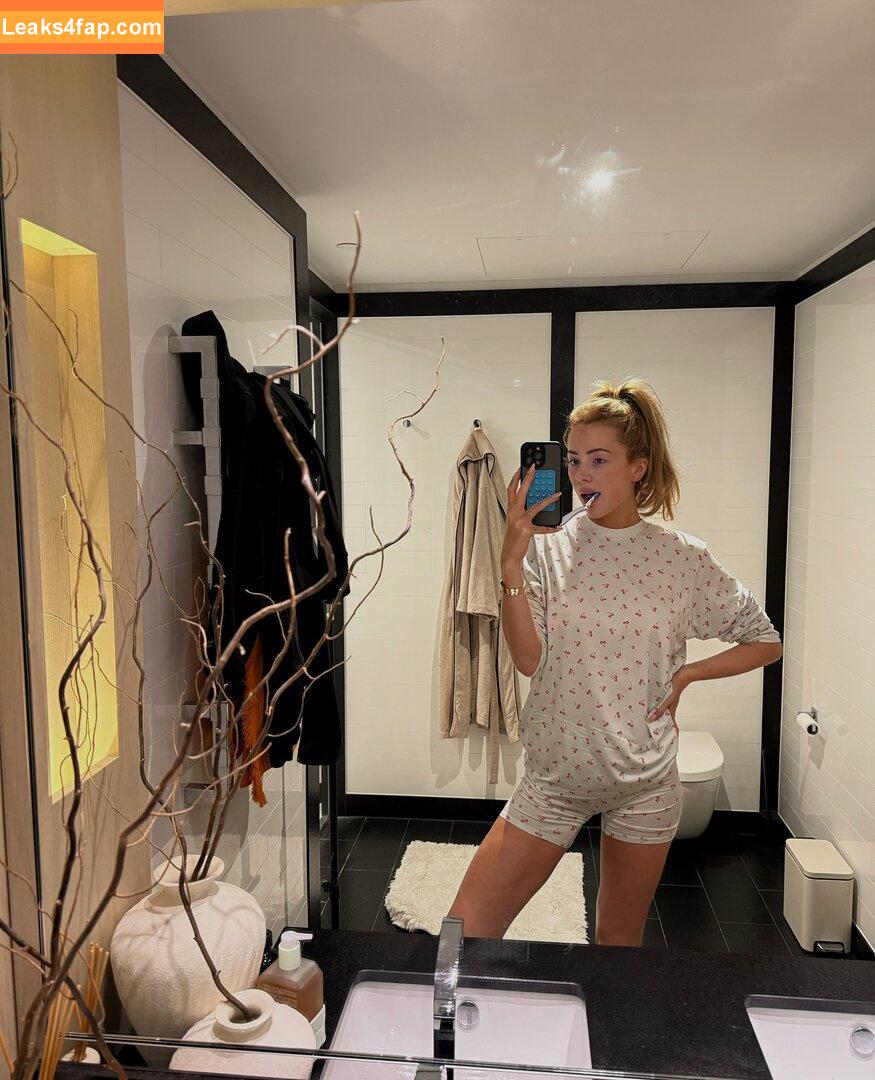 Olivia Attwood / olivia_attwood / oliviajadeattwood leaked photo photo #0095