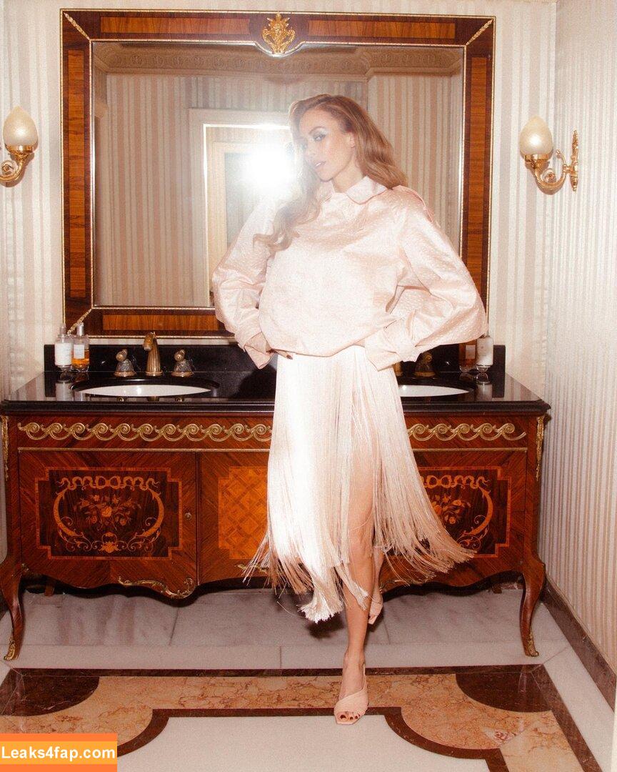 Olivia Attwood / https: / olivia_attwood / oliviajade_attwood / oliviajadeattwood leaked photo photo #0111