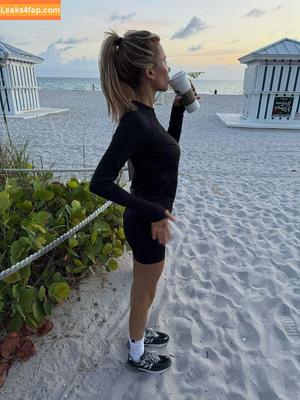 Olivia Attwood photo #0090