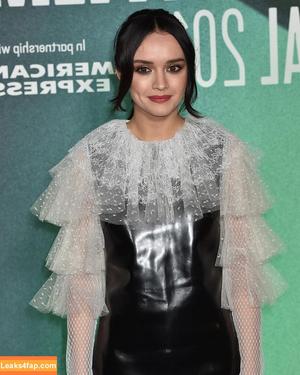 Olivia Cooke photo #0203