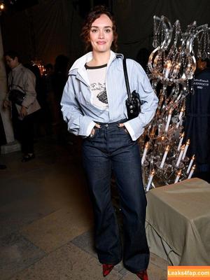 Olivia Cooke photo #0652