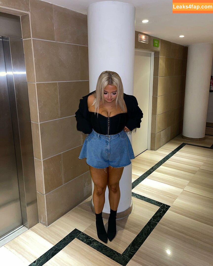 Olivia D / oliviadnovak / yourluckypeach leaked photo photo #0003